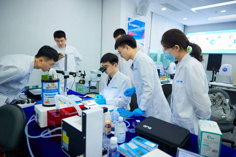 瑞沃德联合吉训明教授团队成员，成功举办脑缺血动物模型培训班